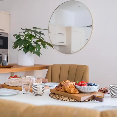 The Artists Loft - Luxury Lake District Apartment With Private Parking Kendal Exterior photo